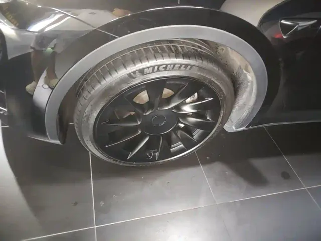 Tesla Model Y — Фото автомобиля 22