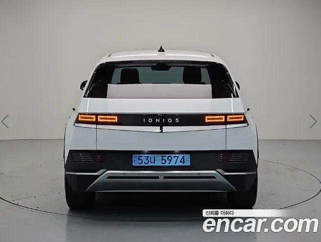 Hyundai Ioniq 5 — Фото автомобиля 3