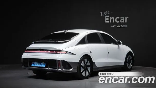 Hyundai Ioniq 6 — Фото автомобиля 2