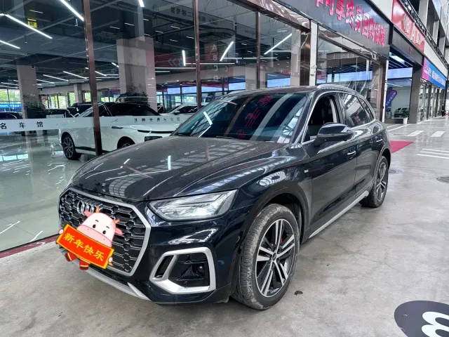 Фотография автомобиля — Audi Q5L
