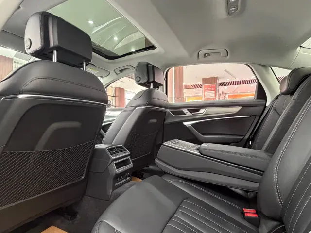 Audi A6L — Фото автомобиля 14