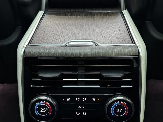 Land Rover Range Rover — Фото автомобиля 17