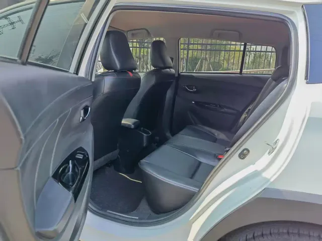Toyota YARiS L Zhi Xuan — Фото автомобиля 12