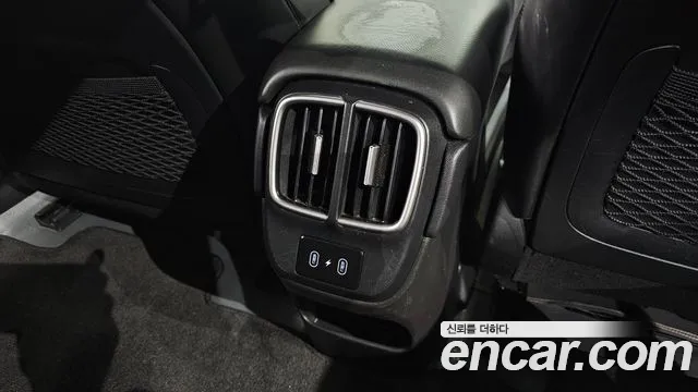 Hyundai Ioniq 6 — Фото автомобиля 30