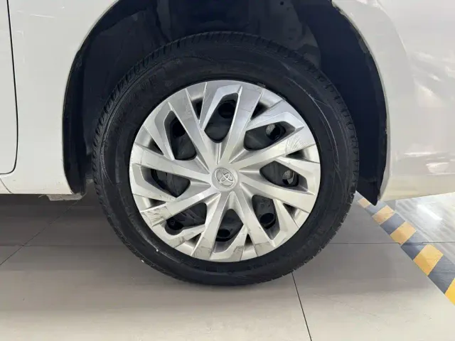 Toyota Vios — Фото автомобиля 7