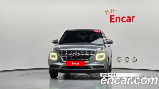 Hyundai Venue — Фото автомобиля 3