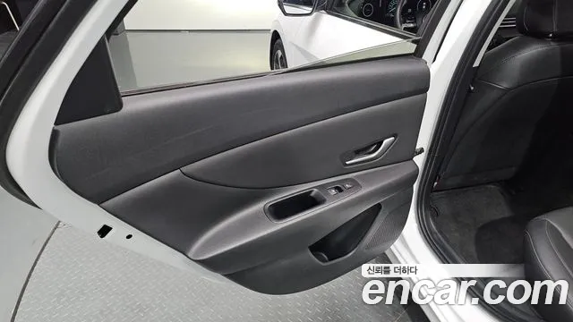 Hyundai Avante CN7 — Фото автомобиля 25