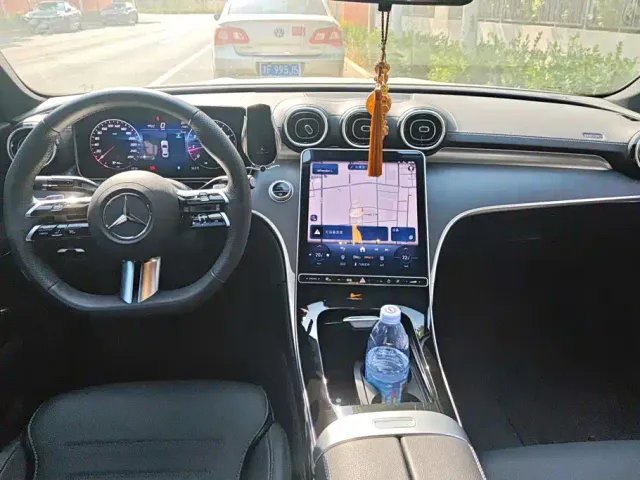 Mercedes-Benz C-Class — Фото автомобиля 12