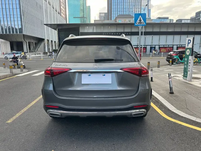 Mercedes-Benz GLE-Class — Фото автомобиля 9