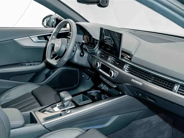 Audi A4L — Фото автомобиля 17