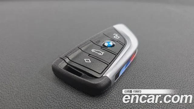 BMW X4 xDrive20i M Sport Pro Special Edition — Фото автомобиля 14