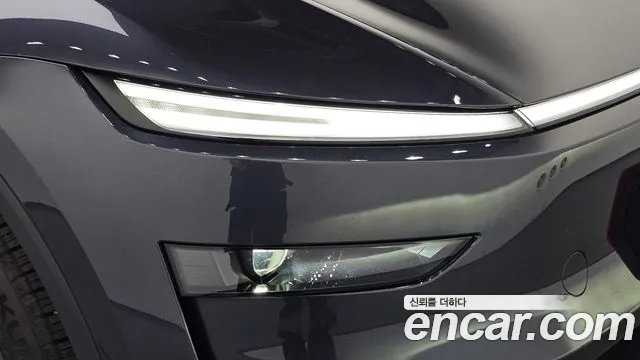 Tesla Model Y — Фото автомобиля 7
