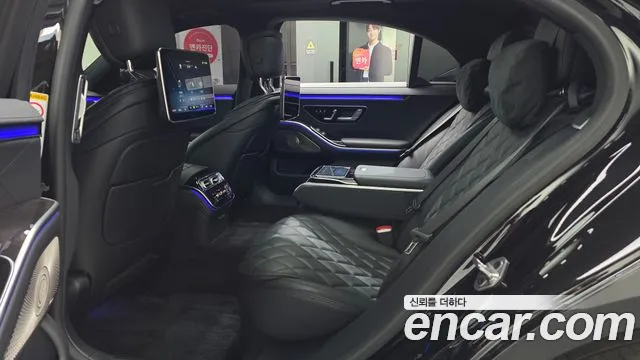 Mercedes-Benz S-Class — Фото автомобиля 12