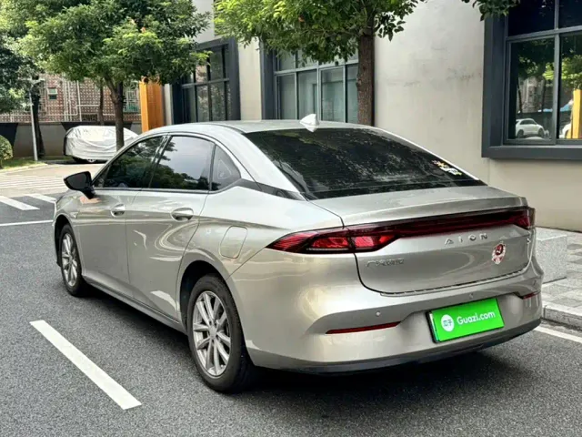 GAC Aion S — Фото автомобиля 17