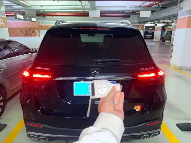 Mercedes-Benz GLE-Class AMG — Фото автомобиля 4