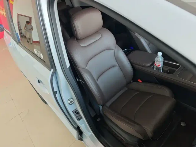 Wuling Starlight 730 — Фото автомобиля 24