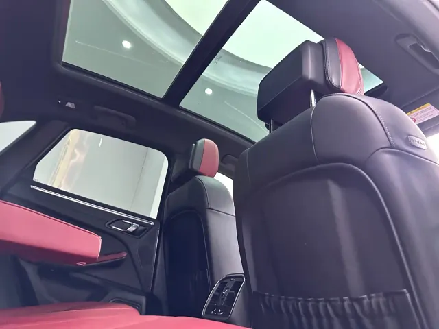 Porsche Macan — Фото автомобиля 15