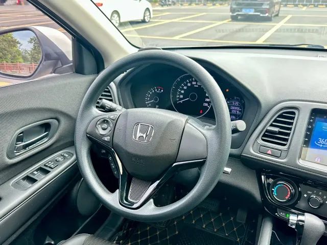 Honda Vezel — Фото автомобиля 15