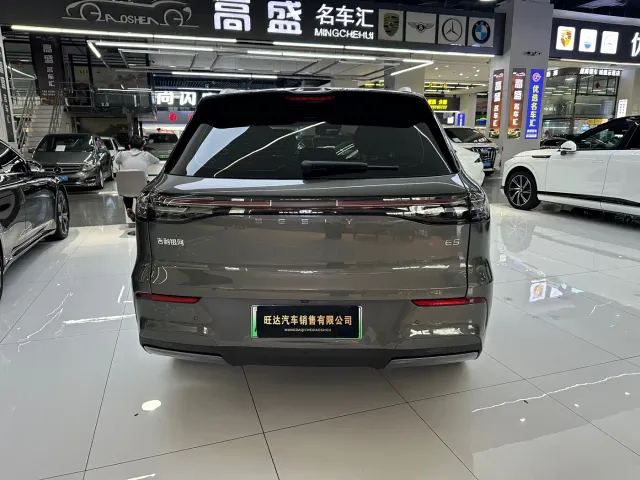 Geely Galaxy E5 — Фото автомобиля 19