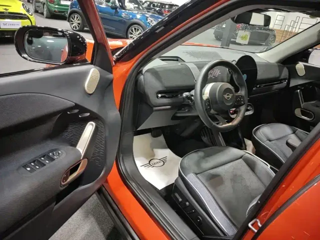 MINI Electric ACEMAN — Фото автомобиля 15