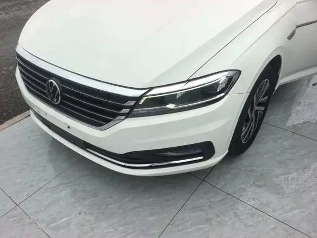Volkswagen Lavida — Фото автомобиля 23