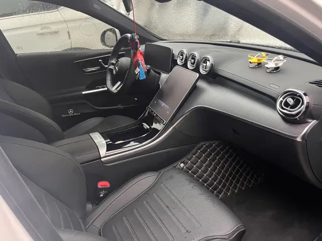 Mercedes-Benz C-Class — Фото автомобиля 7