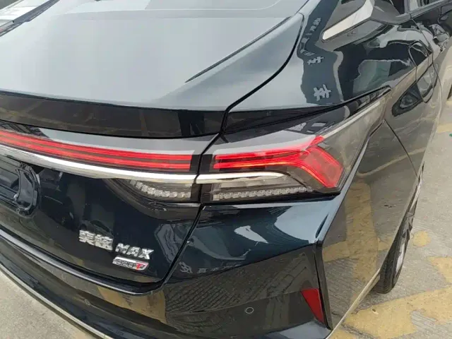 Dongfeng Yixuan MAX — Фото автомобиля 7