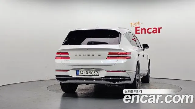 Genesis GV80 2.5T Бензин 2WD — Фото автомобиля 4