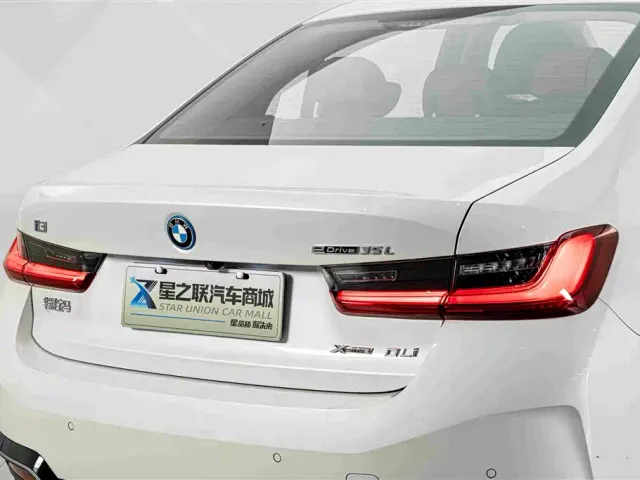 BMW i3 — Фото автомобиля 8