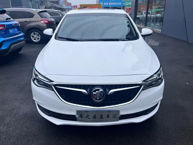 Buick Excelle — Фото автомобиля 2