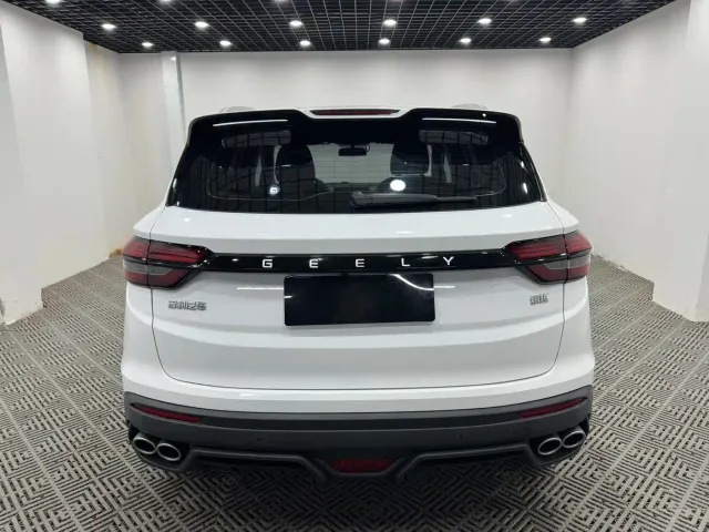 Geely Binyue — Фото автомобиля 8