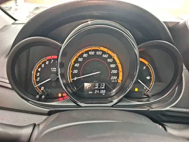 Toyota YARiS L Zhi Xuan — Фото автомобиля 11