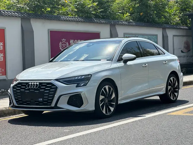 Фотография автомобиля — Audi A3