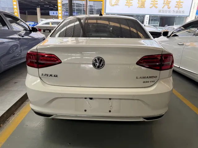 Volkswagen Lamando 2021 230TSI DSG Fashion Edition — Фото автомобиля 5