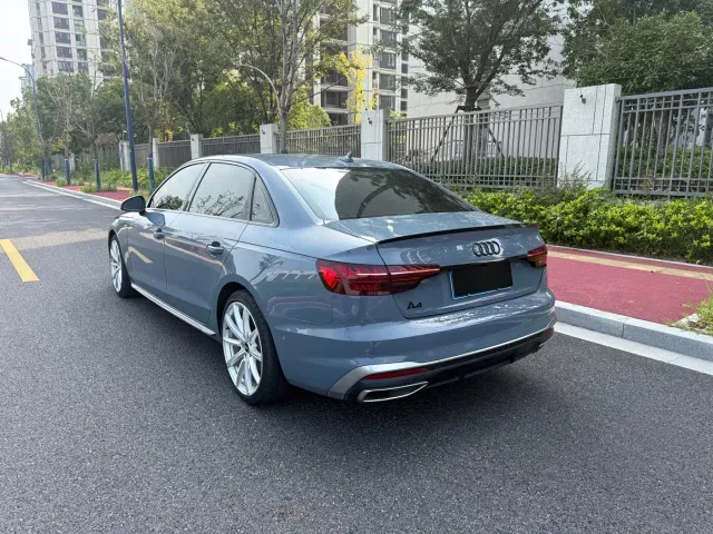 Audi Audi A4L 2022 40 TFSI quattro RS Kit Burning Speed — Фото автомобиля 5