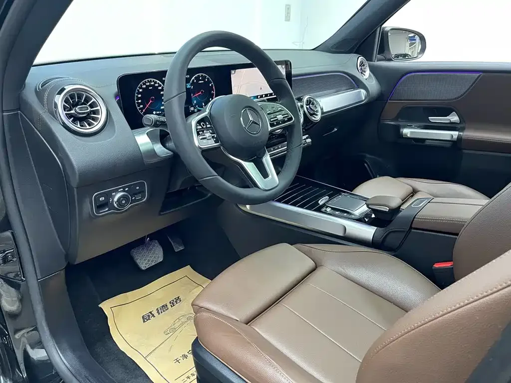 Mercedes-Benz Mercedes-Benz GLB 2022 Model GLB 200 Dynamic Edition — Фото автомобиля 13