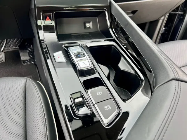 Hyundai Custo — Фото автомобиля 16