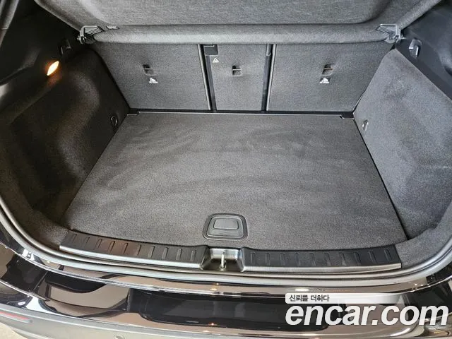 Mercedes-Benz GLA-Class H247 — Фото автомобиля 16