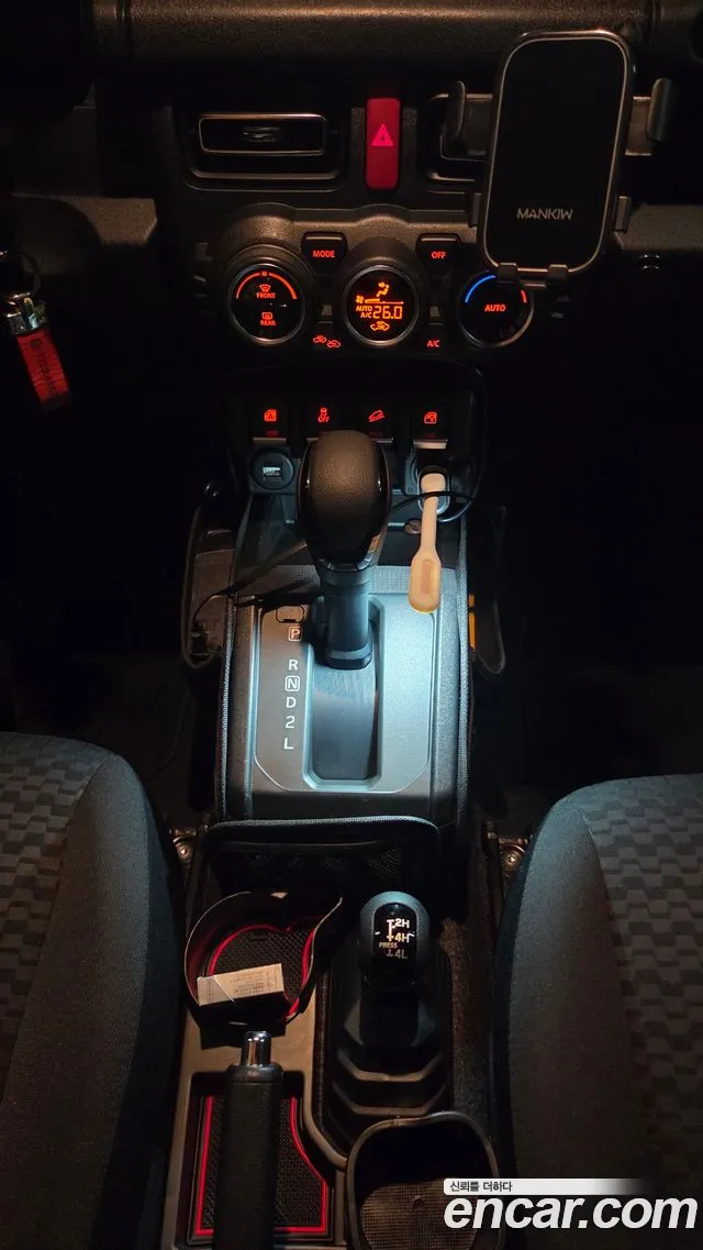 Suzuki Jimny — Фото автомобиля 9