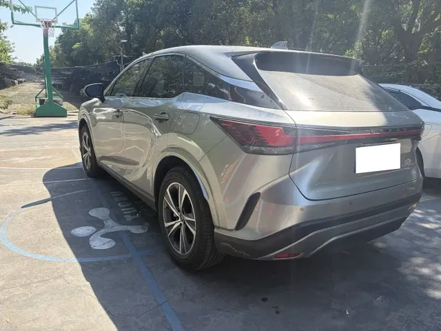 Lexus RX — Фото автомобиля 6