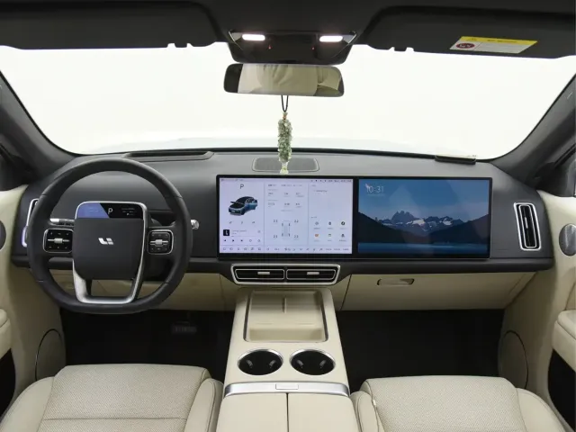 Li Auto Li Auto L7 2023 Max — Фото автомобиля 13