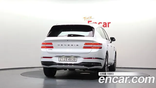 Genesis GV80 2.5T Бензин 2WD — Фото автомобиля 4