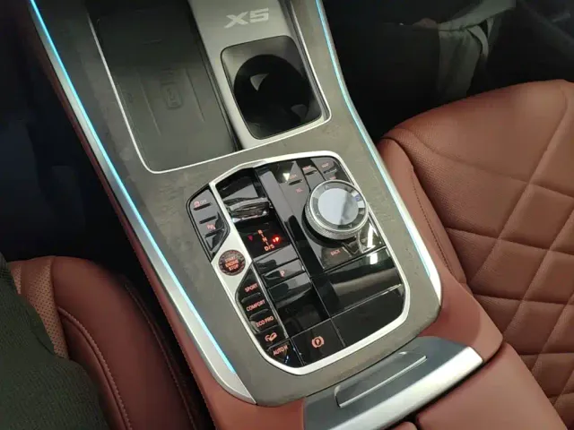 BMW X5 — Фото автомобиля 13