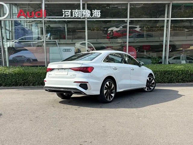 Audi A3 — Фото автомобиля 4