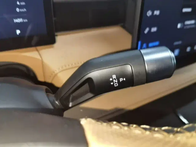 Geely Galaxy Xingyao 8 — Фото автомобиля 13