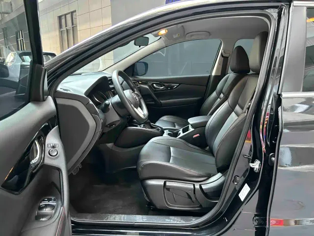 Nissan Qashqai — Фото автомобиля 12