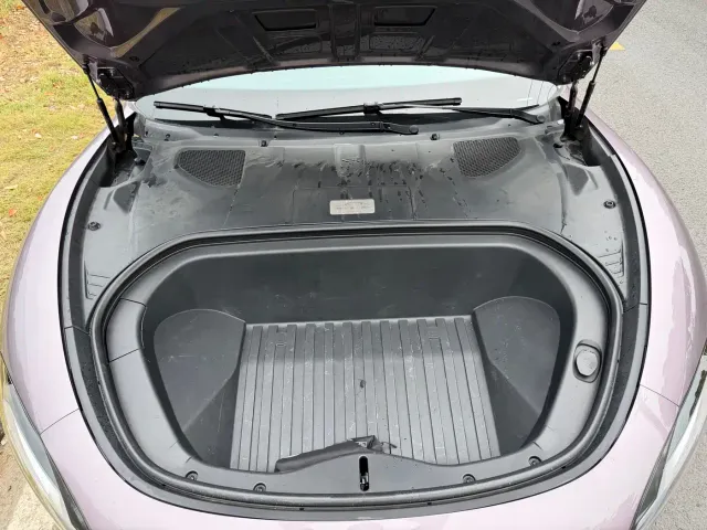 Xiaomi SU7 — Фото автомобиля 12