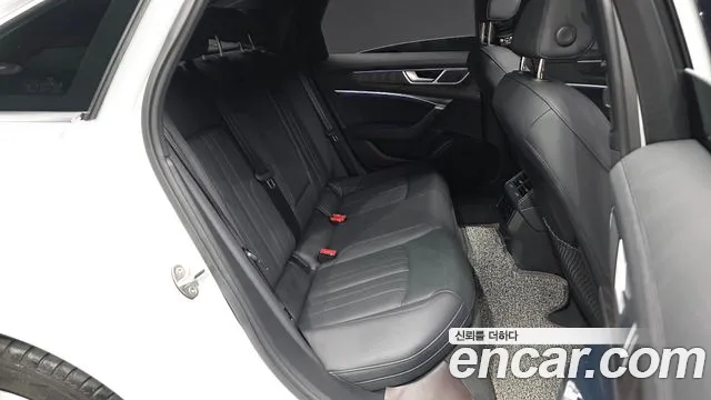 Audi A6 C8 — Фото автомобиля 18