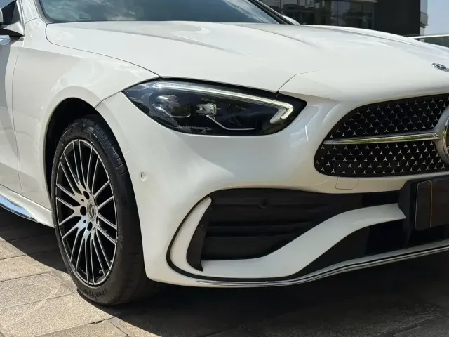 Mercedes-Benz C-Class — Фото автомобиля 25