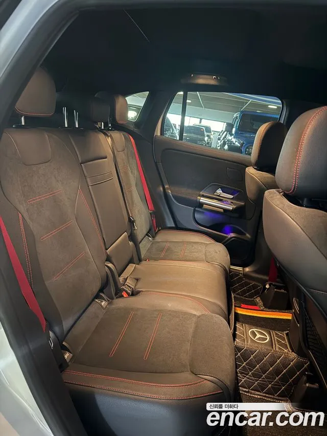 Mercedes-Benz GLA-Class H247 — Фото автомобиля 10
